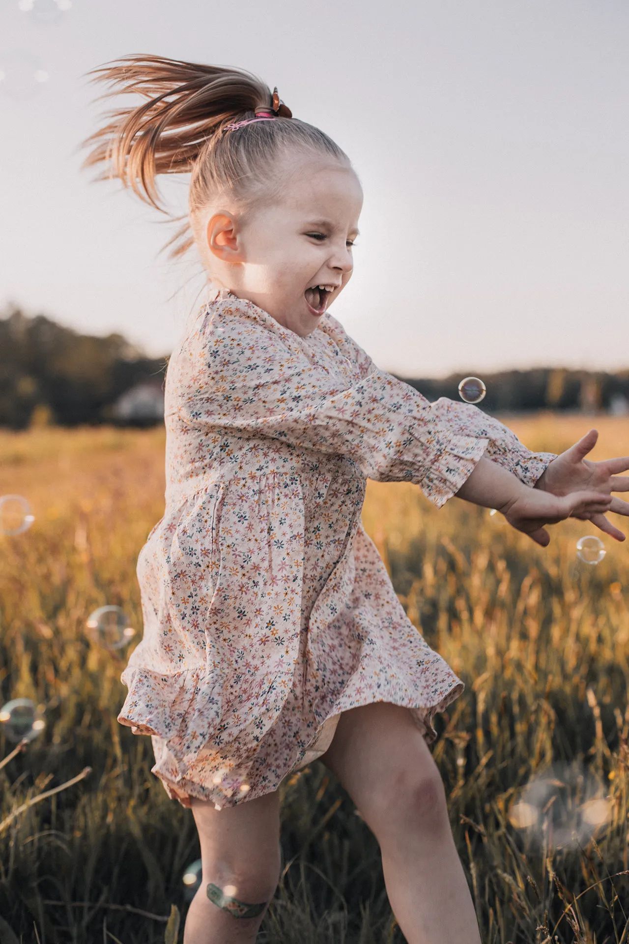 Zdjęcie reprezentujące radość
